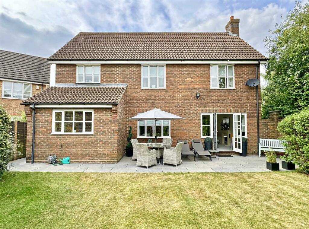 Additional property image - Hidcote Way, Great Notley, Braintree