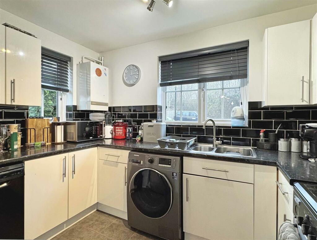 Additional property image - Stanstrete Field, Great Notley, Braintree, CM77
