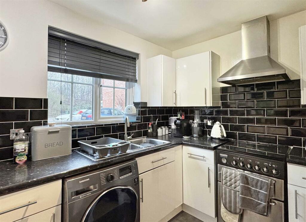 Additional property image - Stanstrete Field, Great Notley, Braintree, CM77