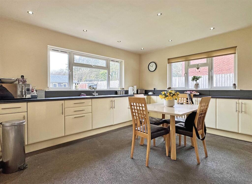 Additional property image - Chapel End, Broxted, Dunmow