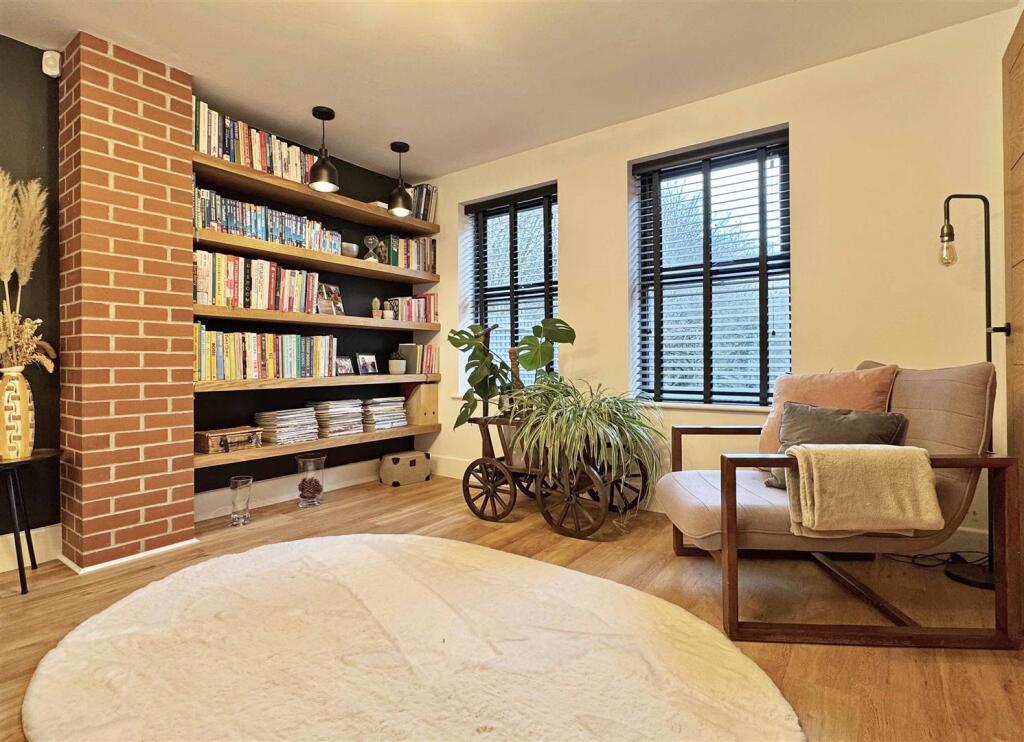 Additional property image - Grantham Avenue, Great Notley, Braintree