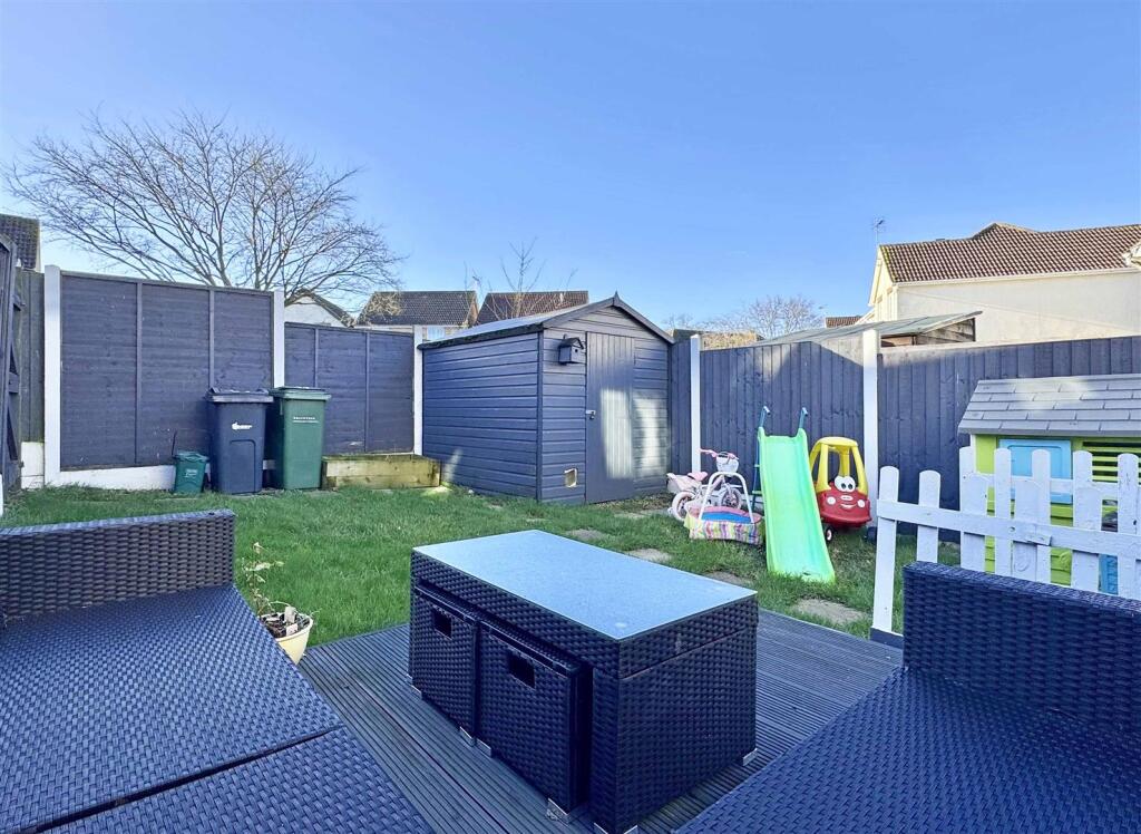 Additional property image - Dunoon Close, Braintree