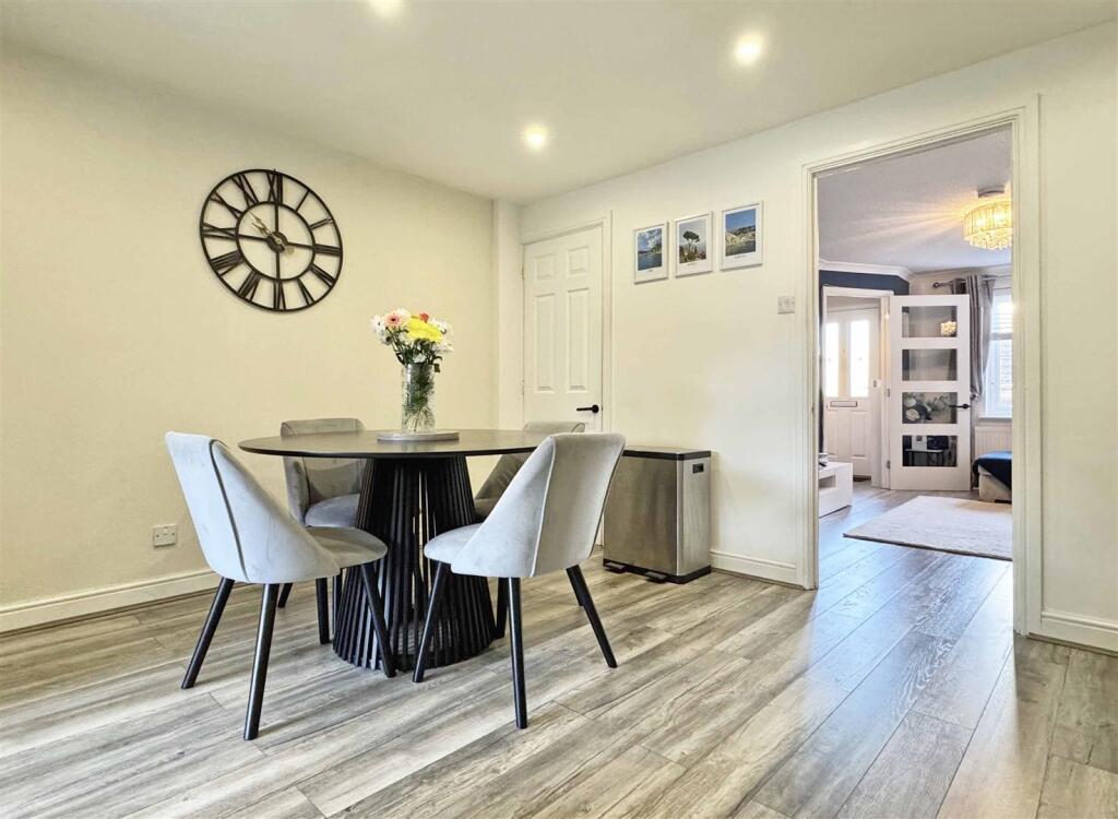 Additional property image - Dunoon Close, Braintree