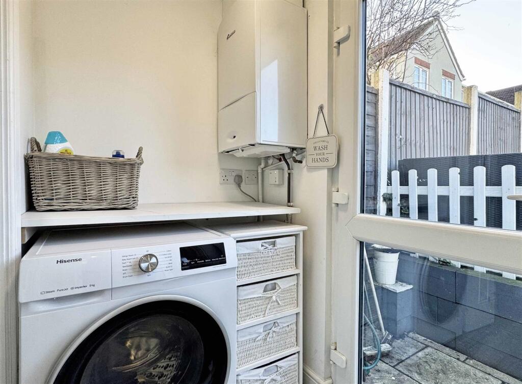 Additional property image - Dunoon Close, Braintree