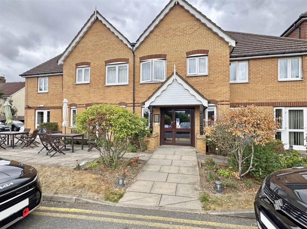 Main image of property: Railway Street, Braintree