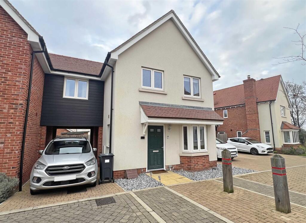 Main image of property: Crab Apple Drive, Notley, Braintree