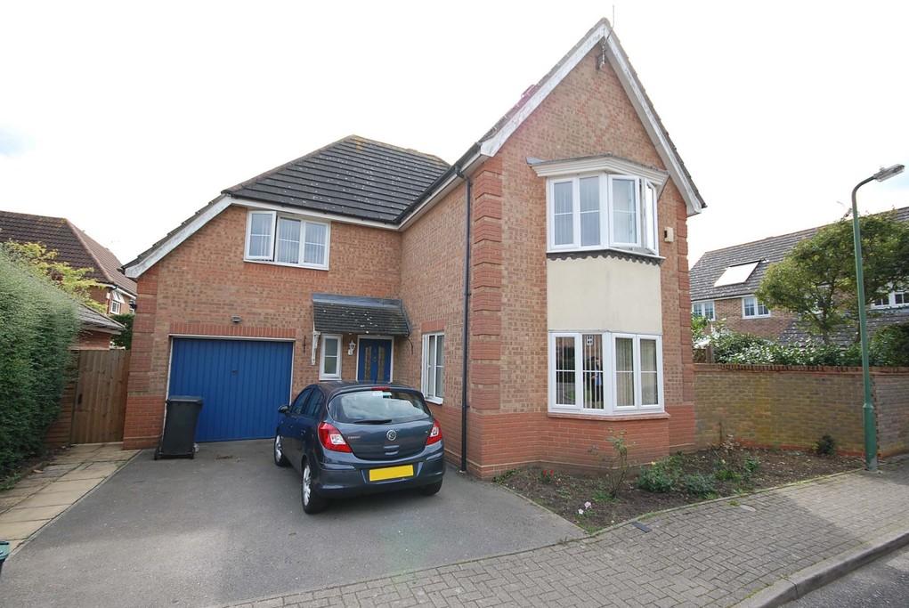 4 bedroom detached house for sale in Hidcote Way, Great Notley