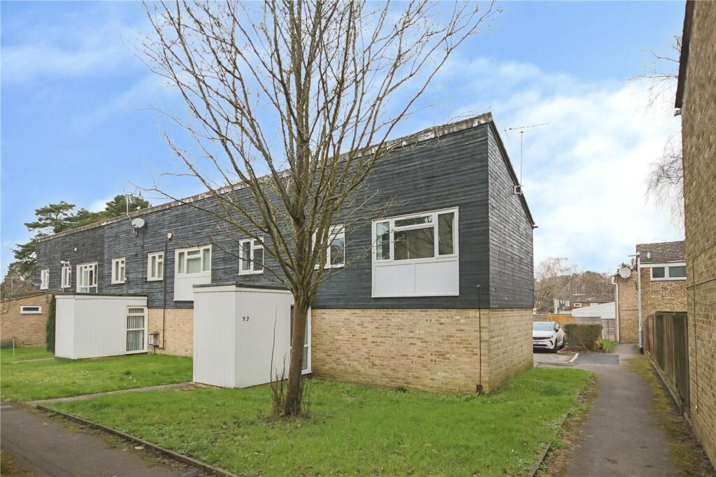 1 bedroom for sale in Claverdon, Bracknell, Berkshire, RG12