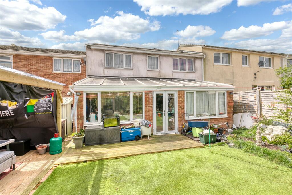 4 bedroom terraced house for sale in Ashbourne, Bracknell, Berkshire, RG12