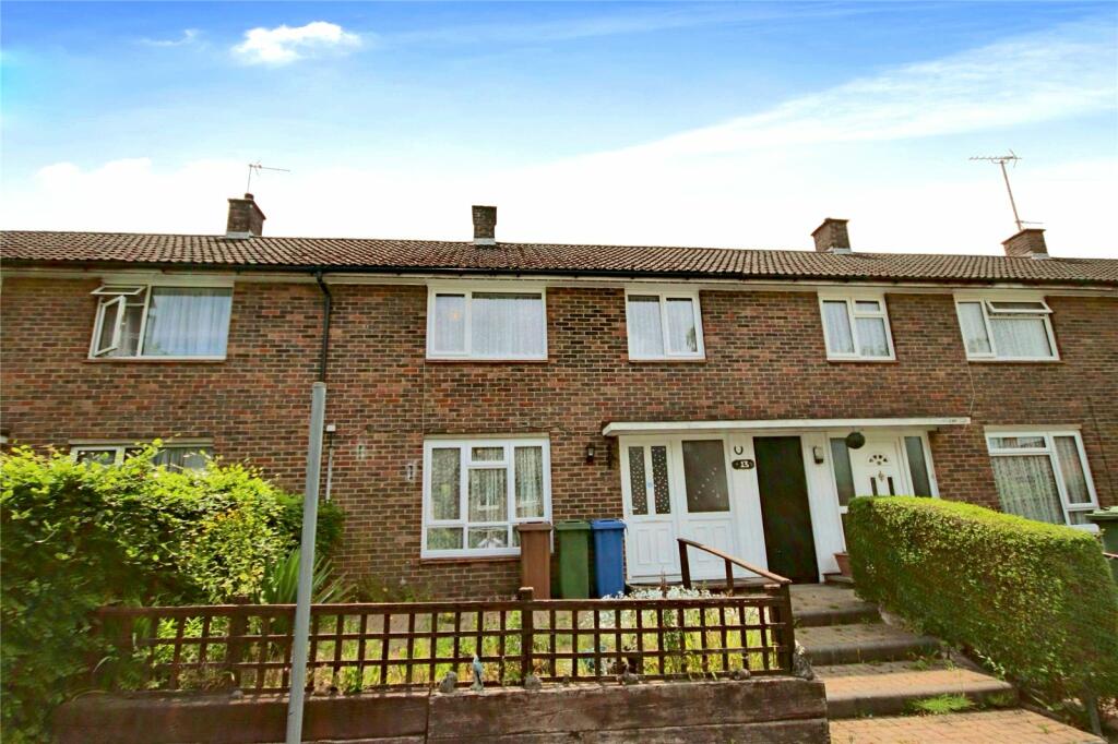 3 bedroom terraced house for sale in Kibble Green, Bracknell, Berkshire