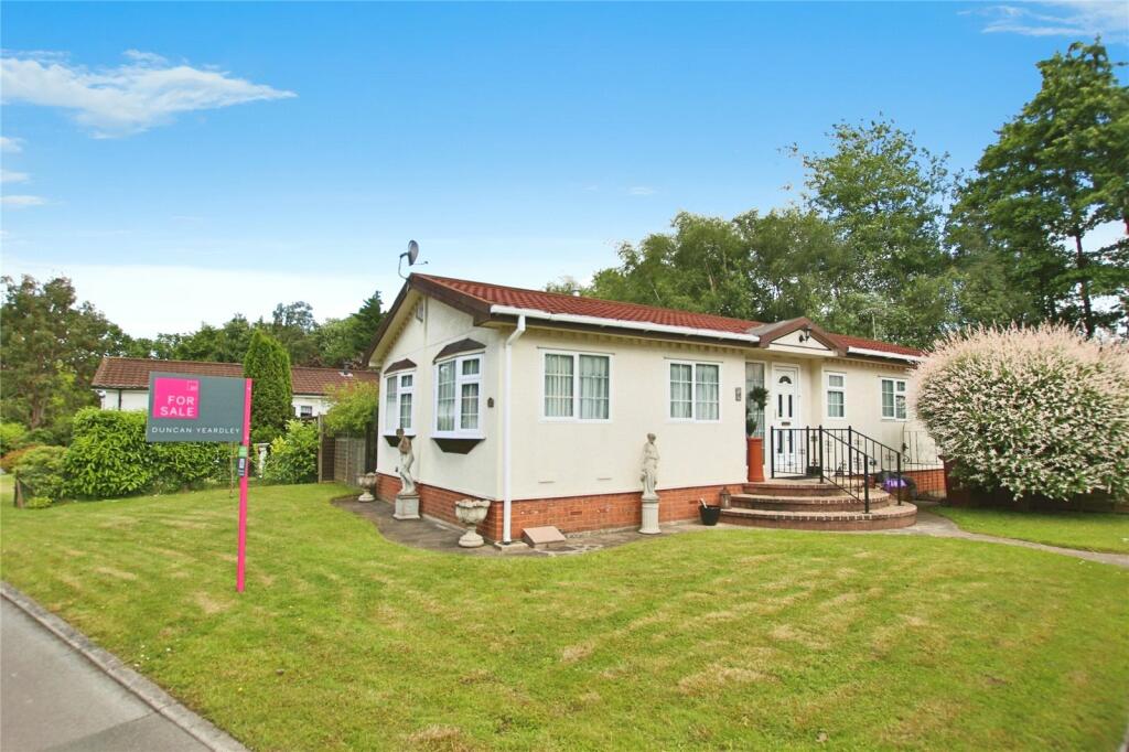 2 bedroom park home for sale in The Plateau, Warfield Park, Bracknell