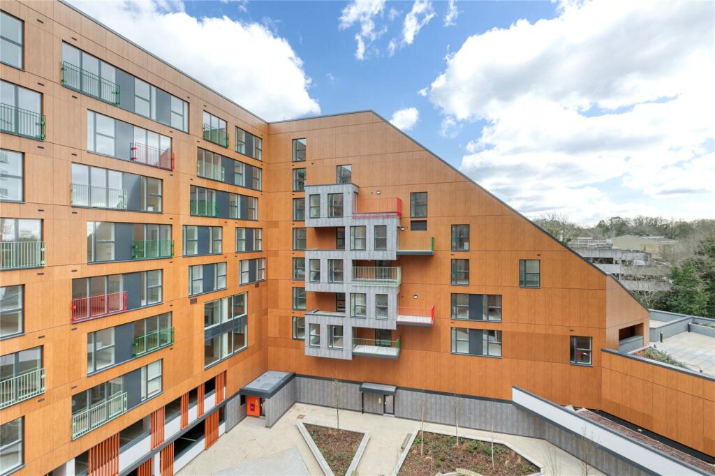 Main image of property: Market Street, Bracknell, Berkshire, RG12