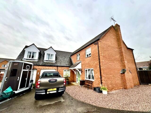 Main image of property: 3 Ormsby House Drive Mareham-le-Fen Boston PE22 7QA