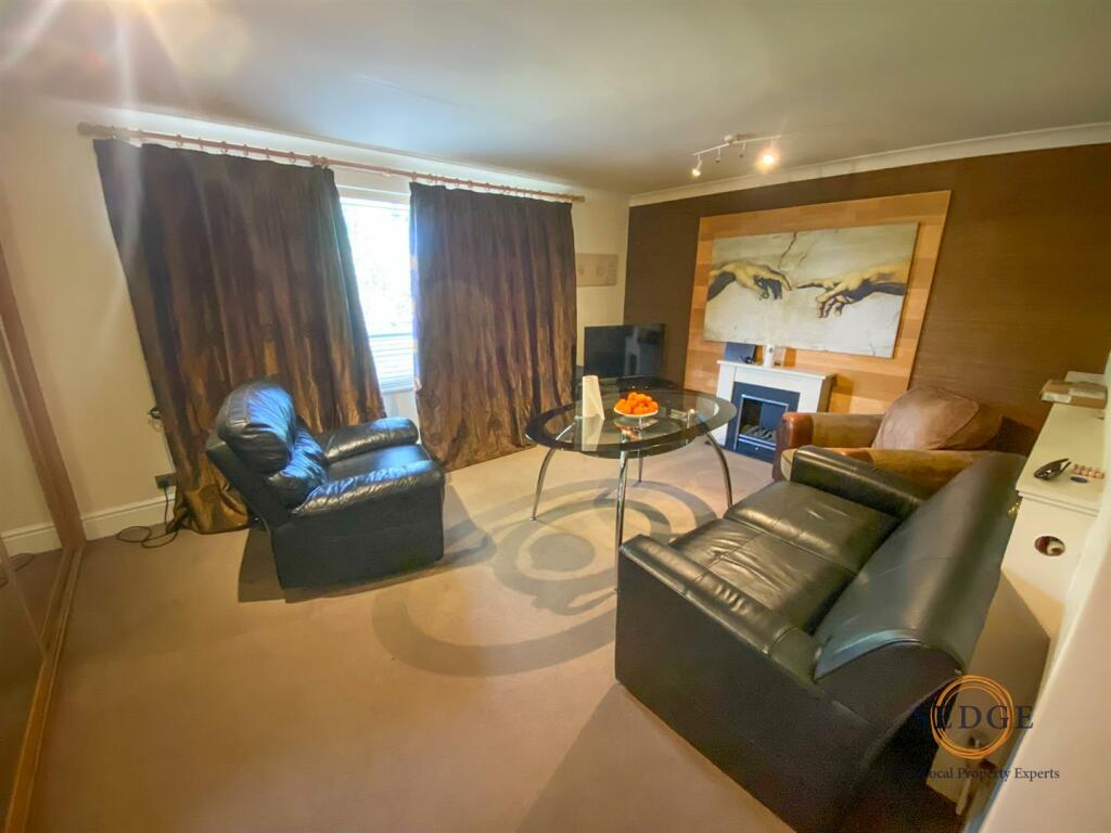 4 bedroom town house for sale in Pinchbeck Road, Spalding, PE11