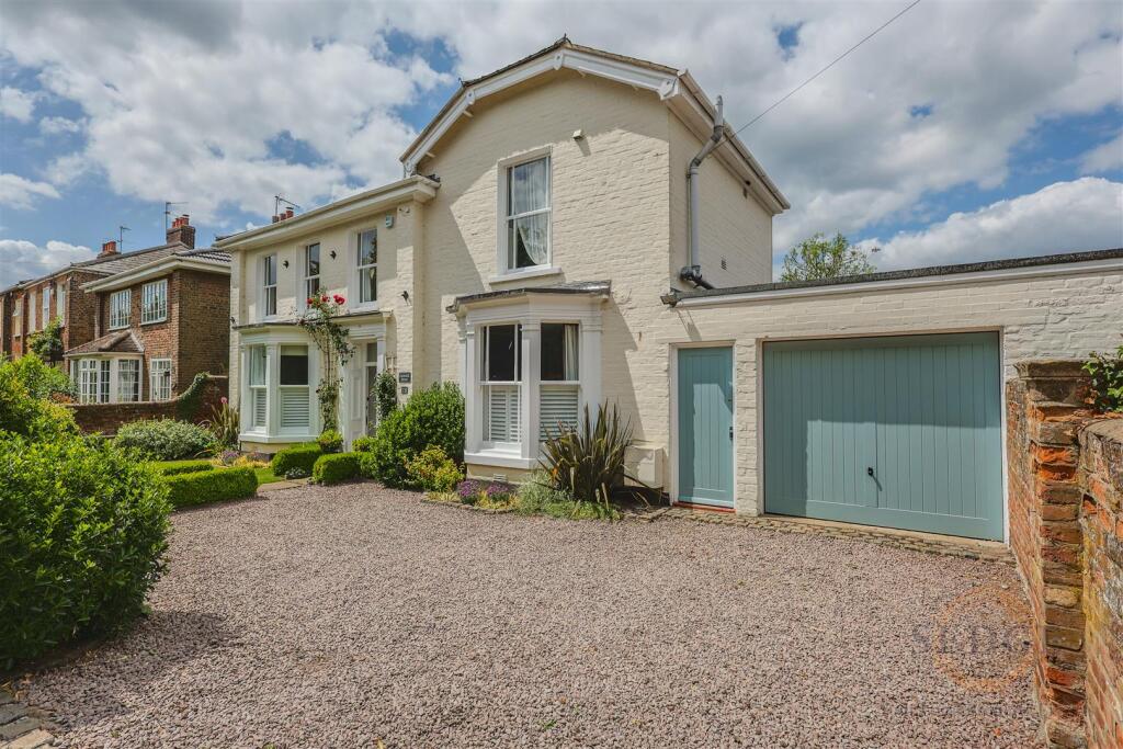 Main image of property: London Road, Spalding
