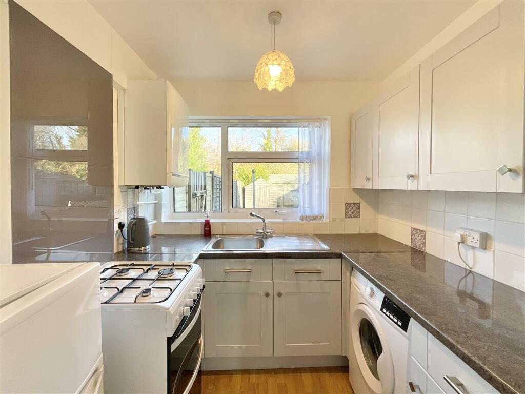 2 bedroom for sale in Melmore Gardens, Cirencester, GL7