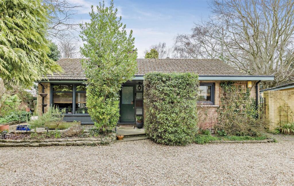 Main image of property: The Avenue, Cirencester