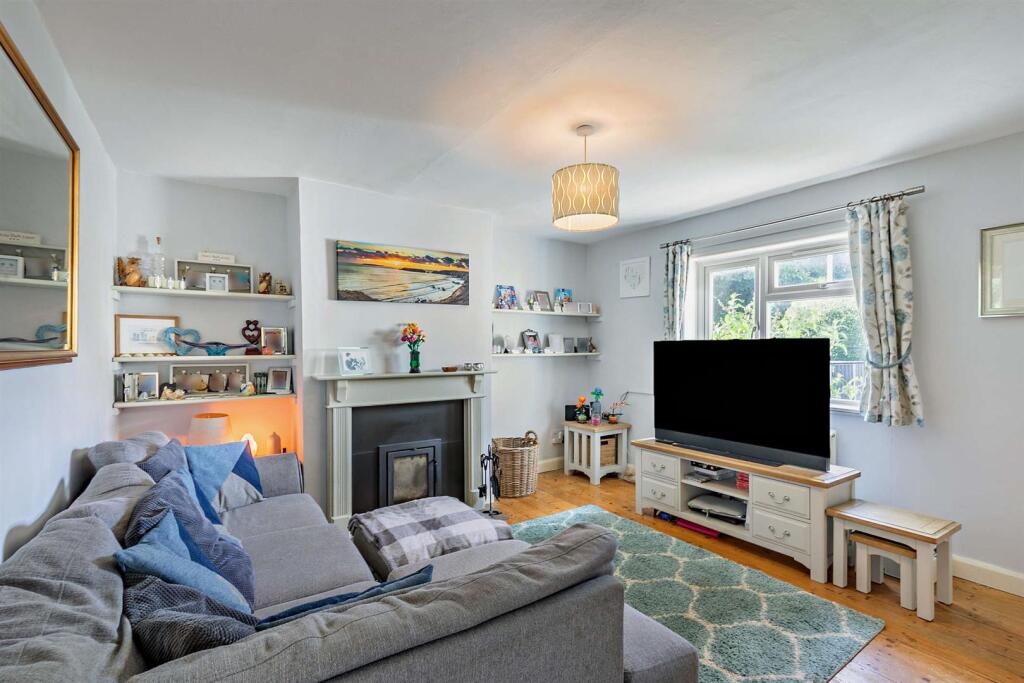 Main image of property: Bowling Green, Cirencester