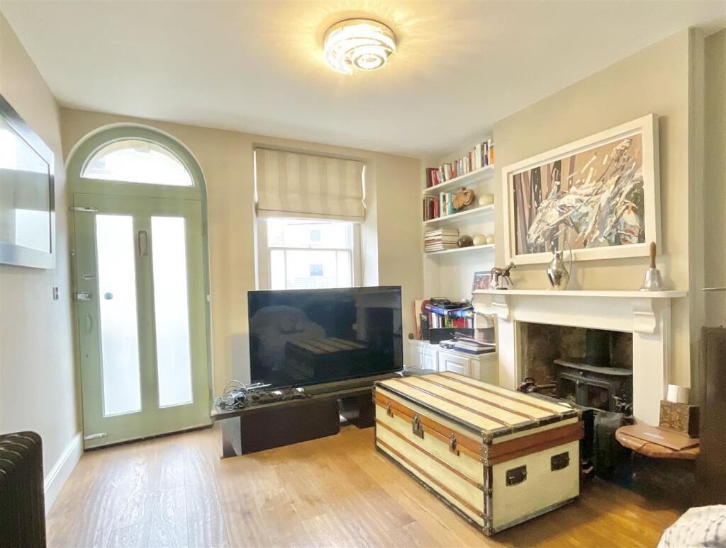 Main image of property: Central Cirencester
