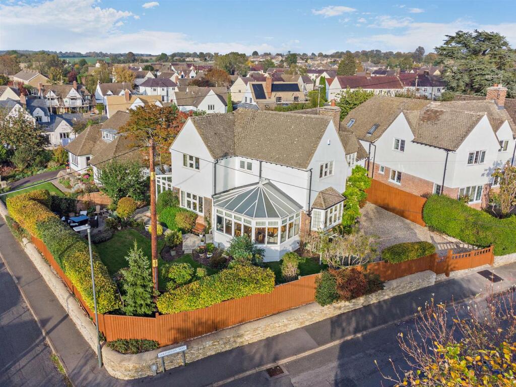 Main image of property: Cirencester Town