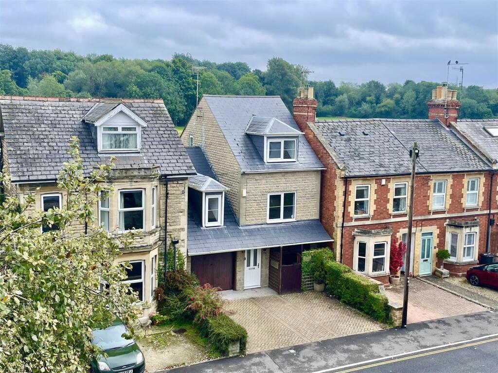 Main image of property: Central Cirencester