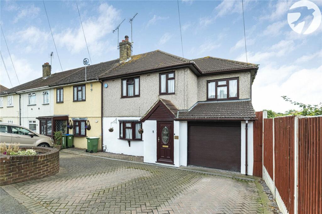 4 bedroom end of terrace house for sale in Crayford Way, Crayford, Kent