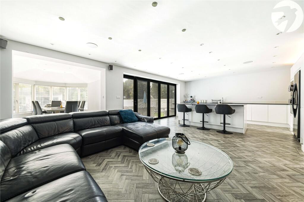 Additional property image - Castle Hill, Hartley, Longfield, Kent, DA3