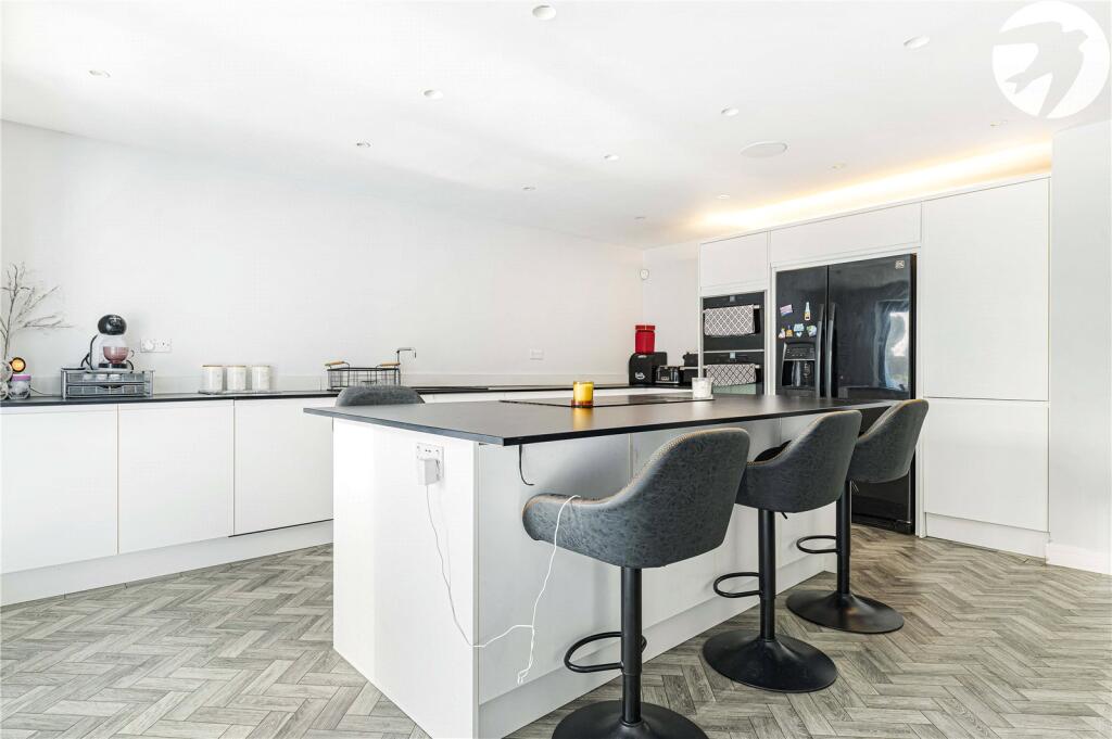 Additional property image - Castle Hill, Hartley, Longfield, Kent, DA3