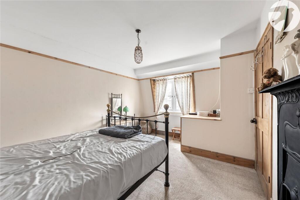 Additional property image - Gore Road, Dartford, Kent, DA2