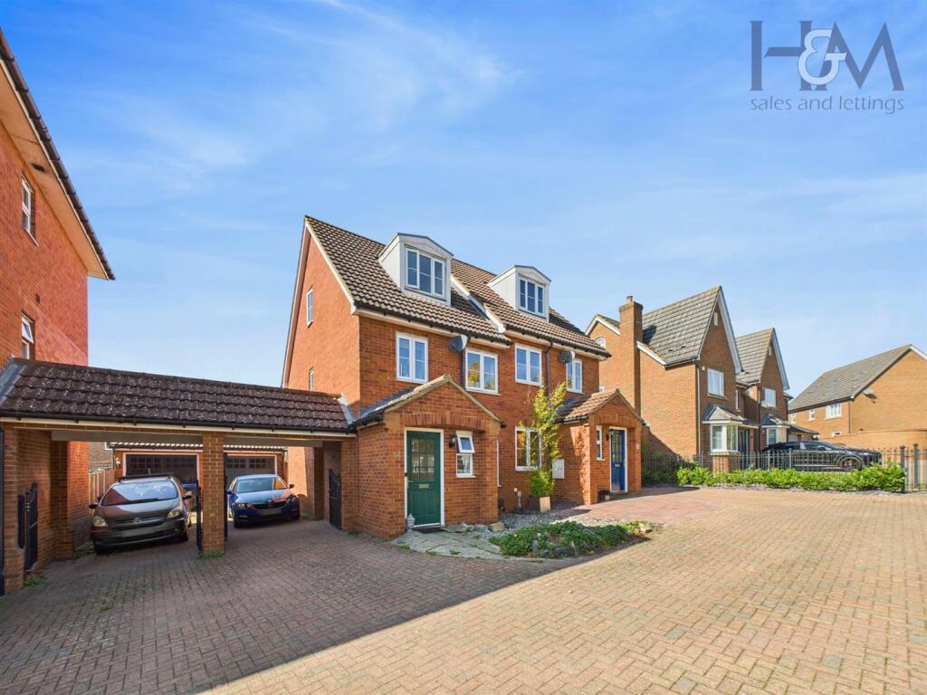 Main image of property: Great Ashby Way, Stevenage, Hertfordshire, SG1 6DT