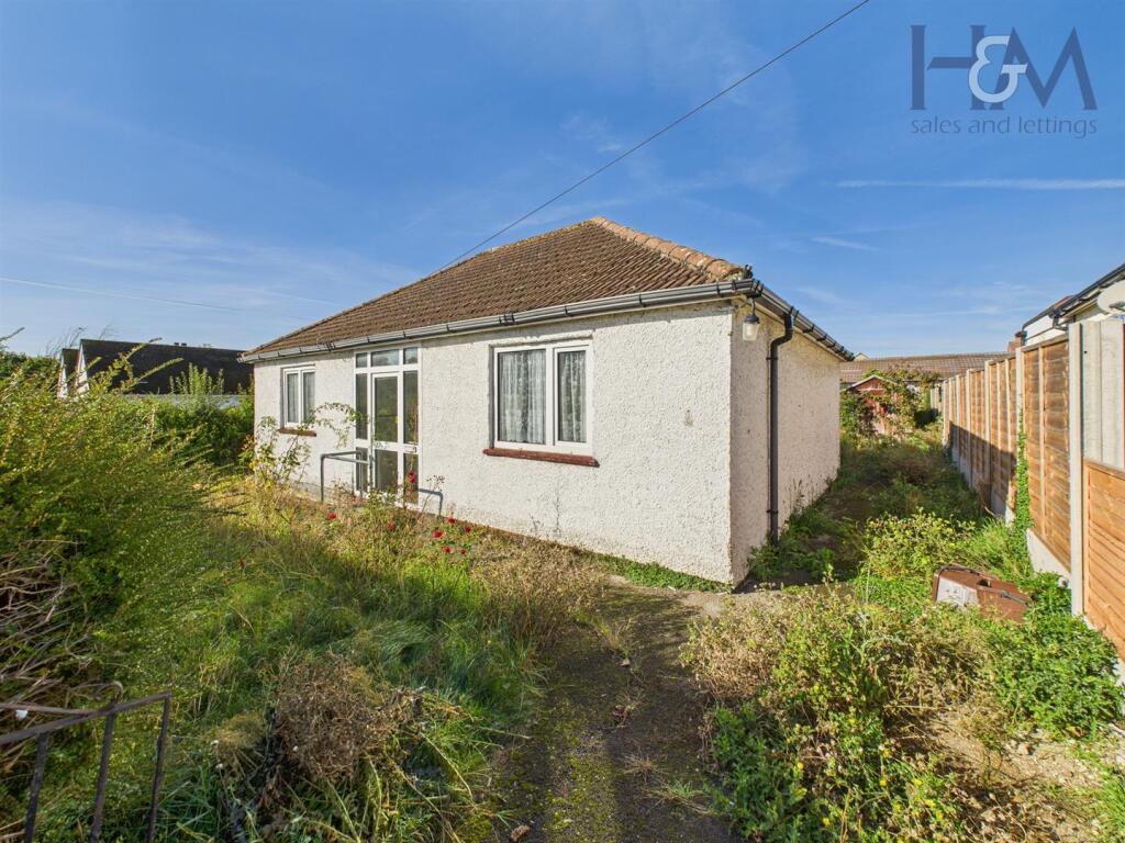 Main image of property: The Gardens, Stotfold