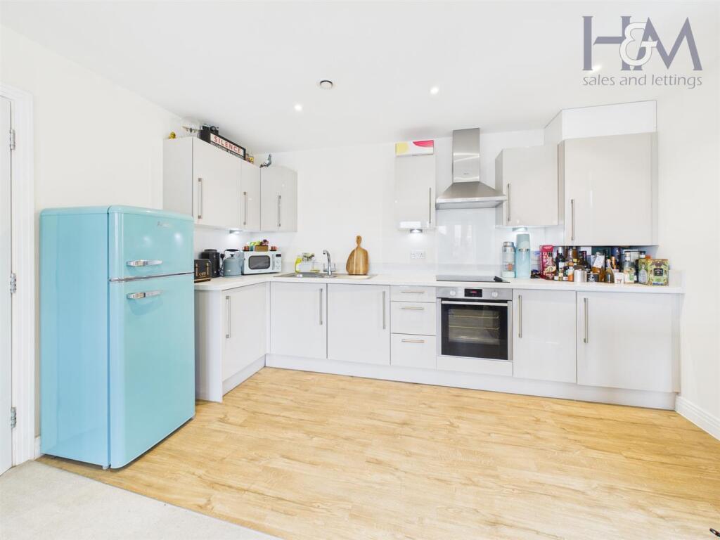 Main image of property: 6, Chilton House, Giles Crescent, Stevenage, Hertf