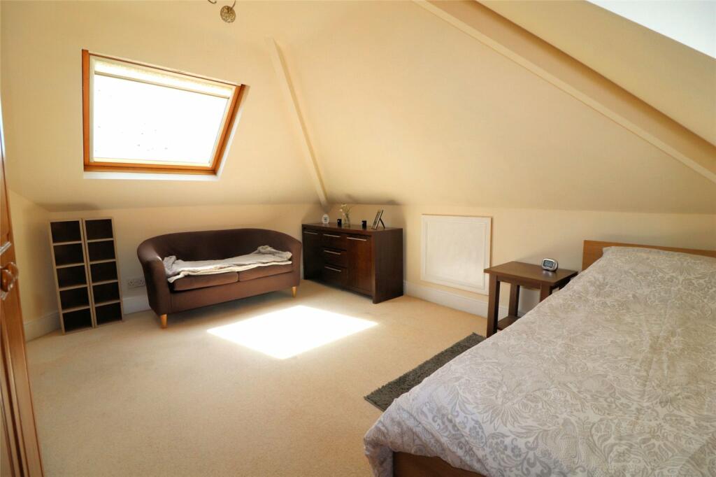 Additional property image - Fairford Avenue, Barnehurst, Kent, DA7