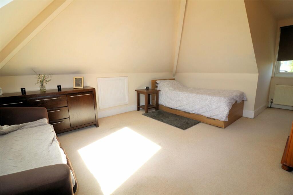 Additional property image - Fairford Avenue, Barnehurst, Kent, DA7