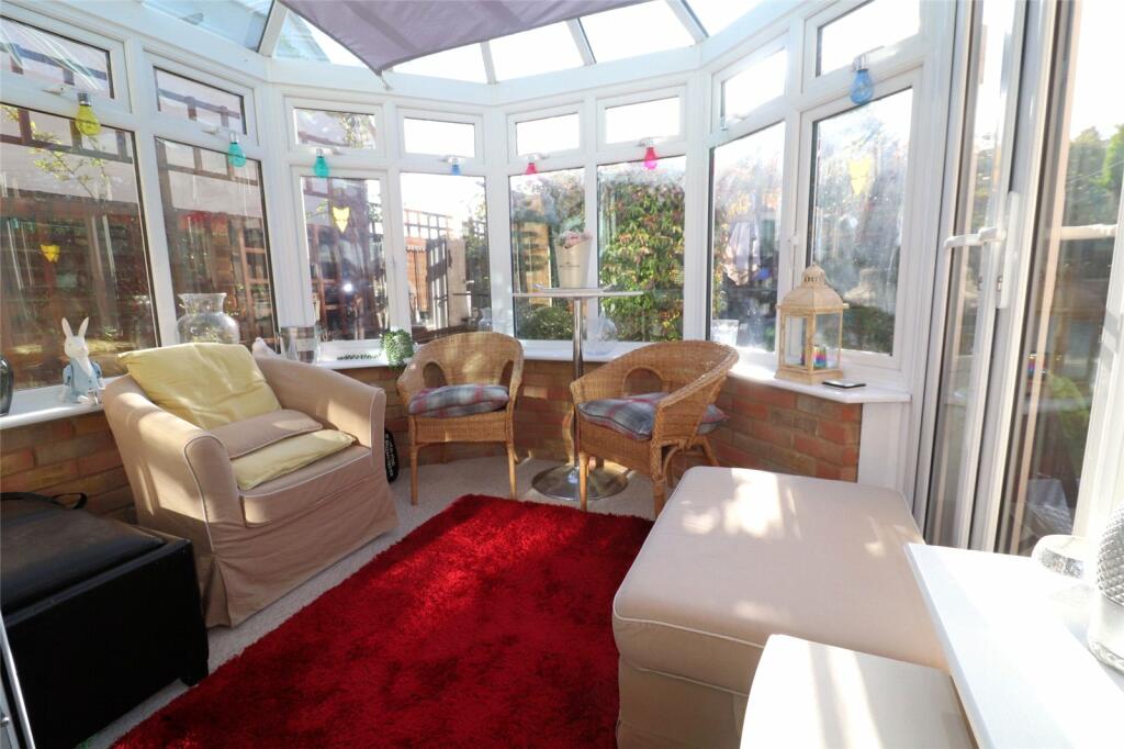 Additional property image - Barnehurst Avenue, Erith, DA8