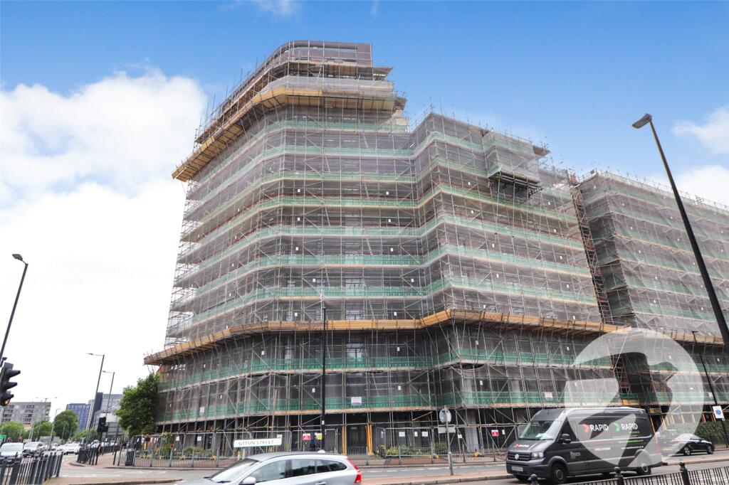 Main image of property: Pomfret Place, London, E14