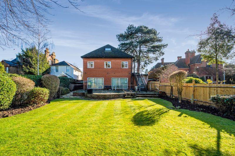 15 bedroom detached house for sale in Worple Road, Epsom, KT18