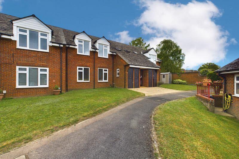 1 bedroom retirement property for sale in Tadworth, KT20