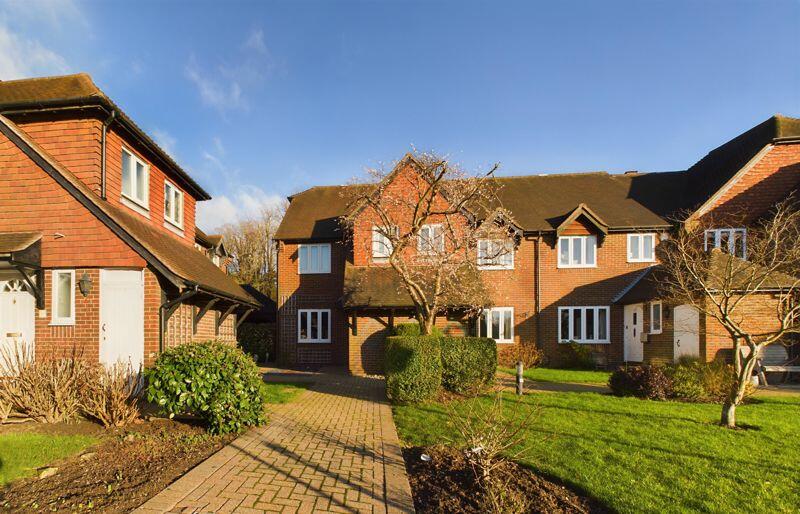 3 bedroom house for sale in Tadworth , KT20