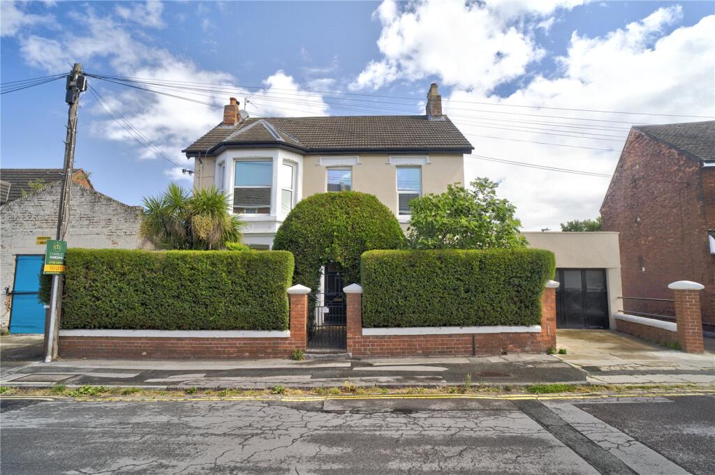 Main image of property: Hunt Street, Old Town, Swindon, Wiltshire, SN1