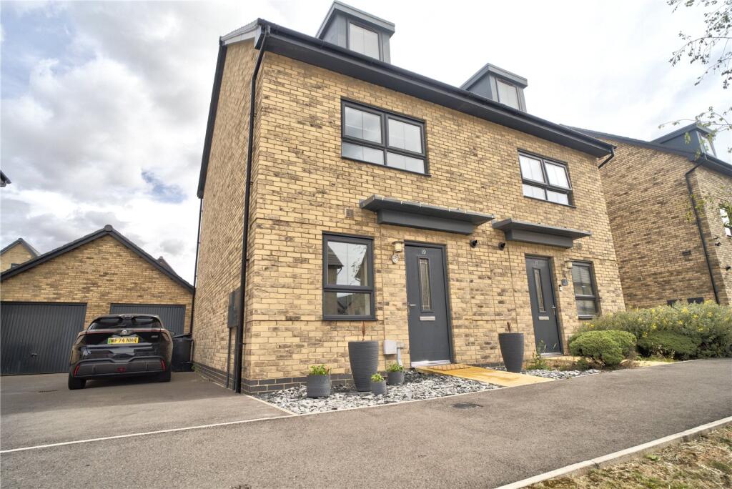 Main image of property: Beckett Strand, Wichelstowe, Swindon, Wiltshire, SN1