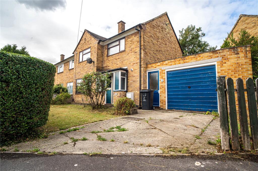 Main image of property: Silverton Road, Park North, Swindon, Wiltshire, SN3