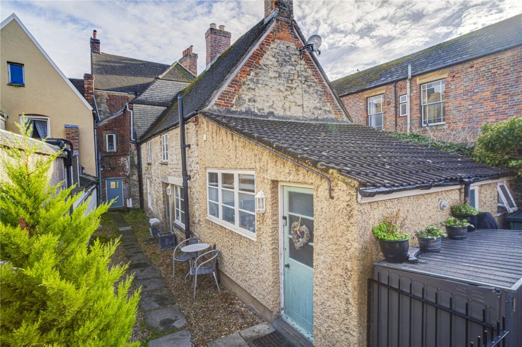 Main image of property: High Street, Old Town, Swindon, Wiltshire, SN1