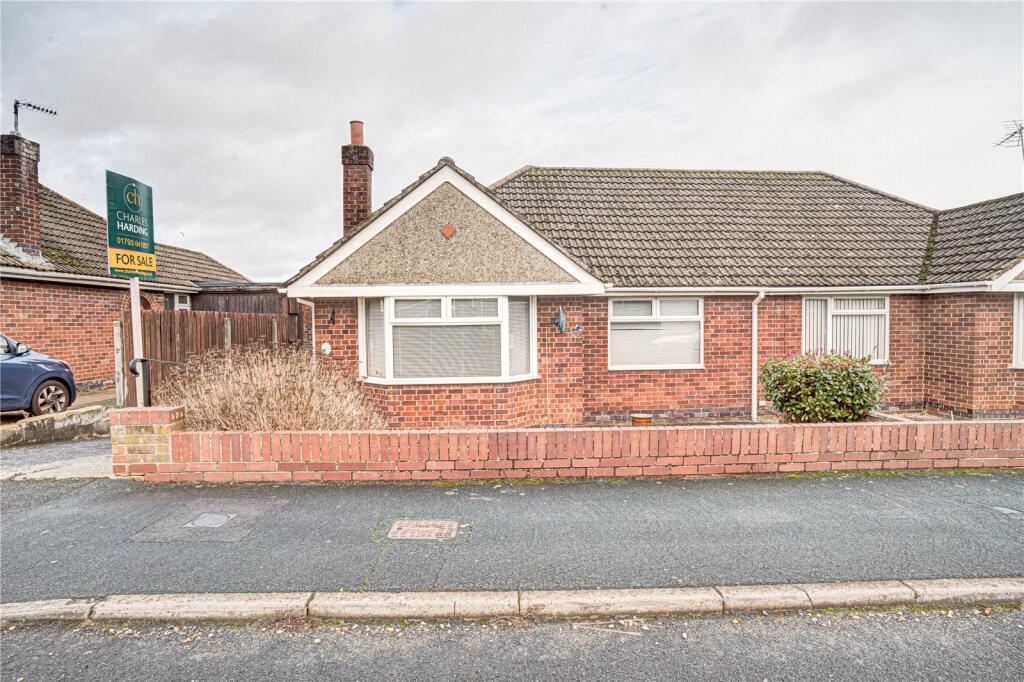 Main image of property: Farleigh Crescent, Lawns, Swindon, Wiltshire, SN3