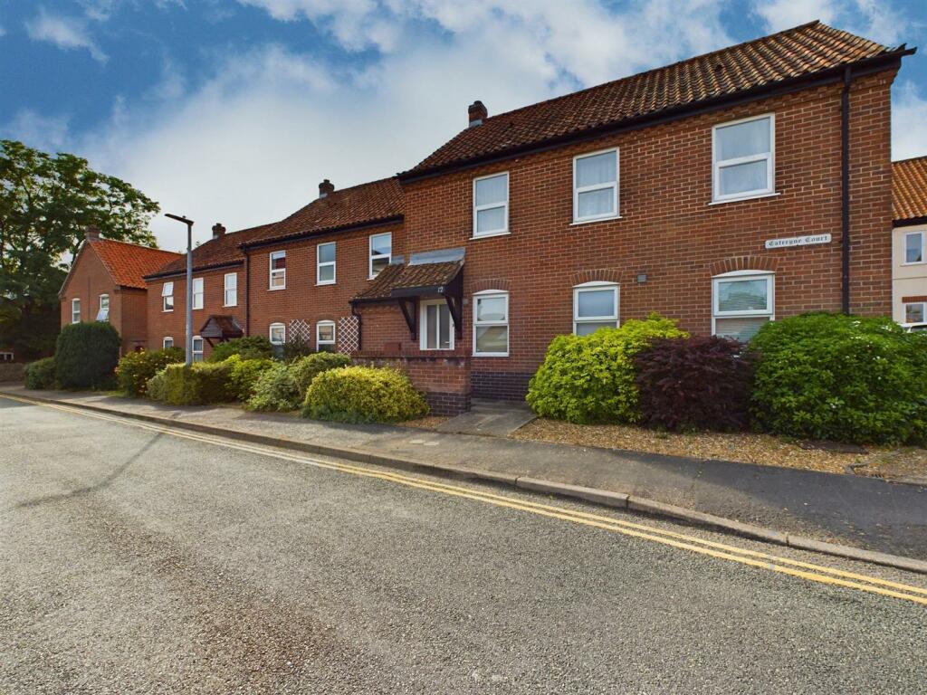 1 bedroom flat for sale in Cateryne Court, Swaffham, PE37