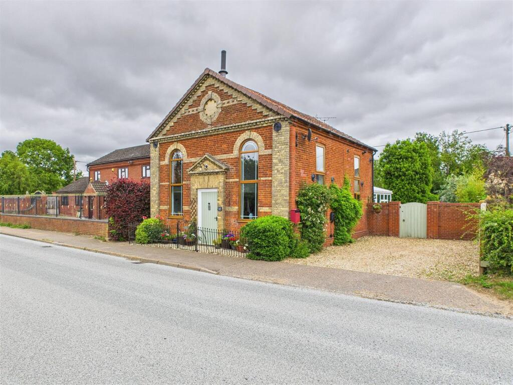 Main image of property: Dereham Road, Whinburgh
