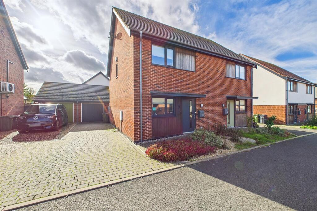 Main image of property: Walnut Tree Road, Mattishall