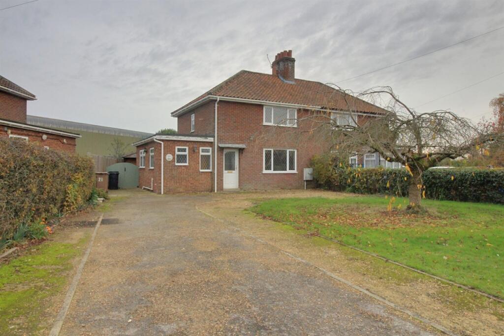Main image of property: Hardingham Road, Hingham