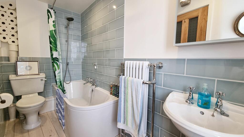 Additional property image - Wellington Terrace, Clifton, Bristol BS8