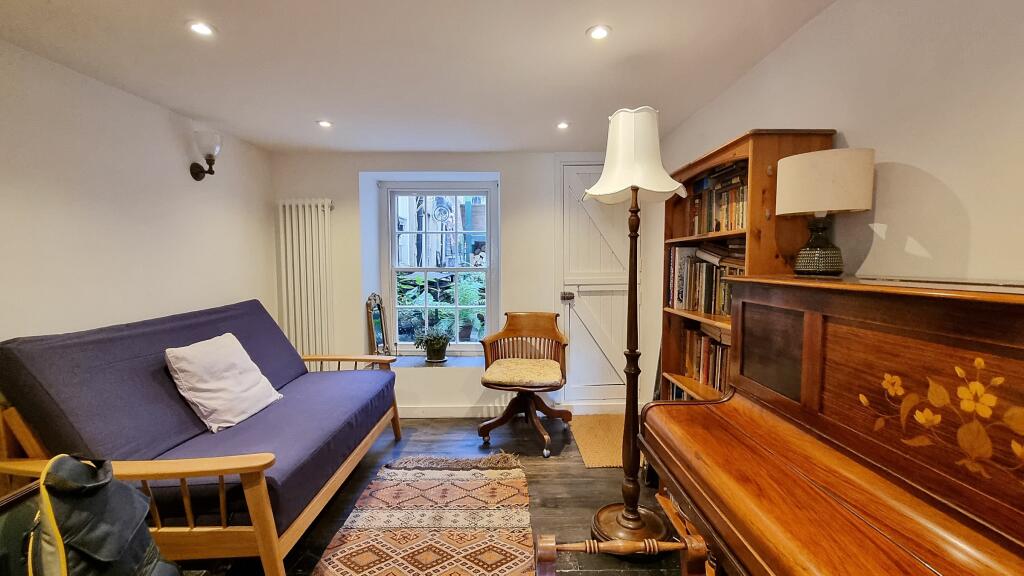 Additional property image - Wellington Terrace, Clifton, Bristol BS8